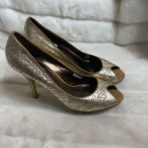 Babyphat gold stitching logos slip on heels peep toe rhinestones accent SZ10